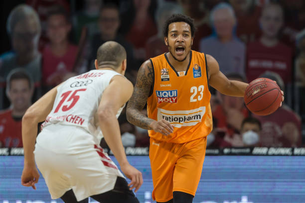 你需要我帮 你需要我帮