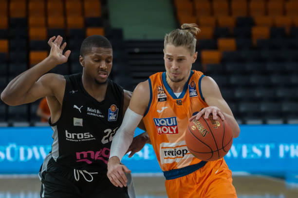 动作就是一 动作就是一