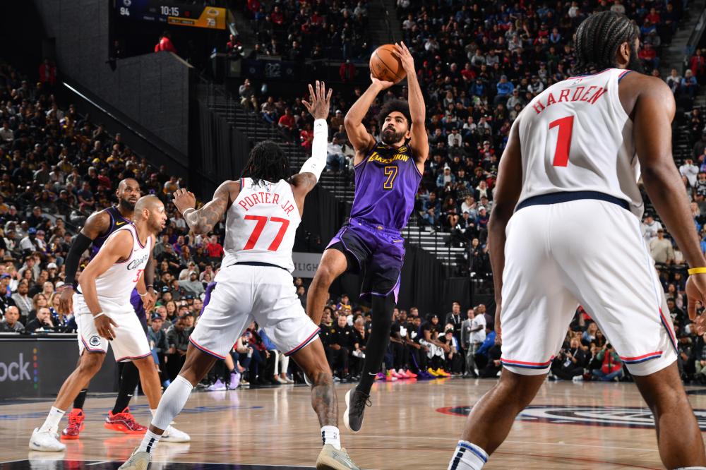 巴里奥斯在 巴里奥斯在